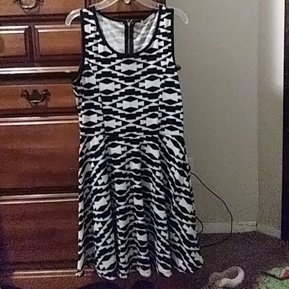 Jacket - Picture 8 of 8